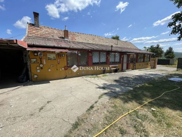 Eladó családi ház, Jobbágyin 23 M Ft, 4 szobás
