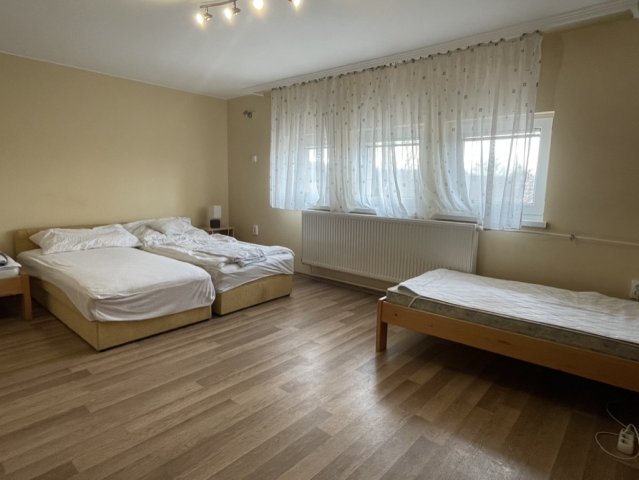 Eladó családi ház, Szügyön 62.9 M Ft, 5 szobás