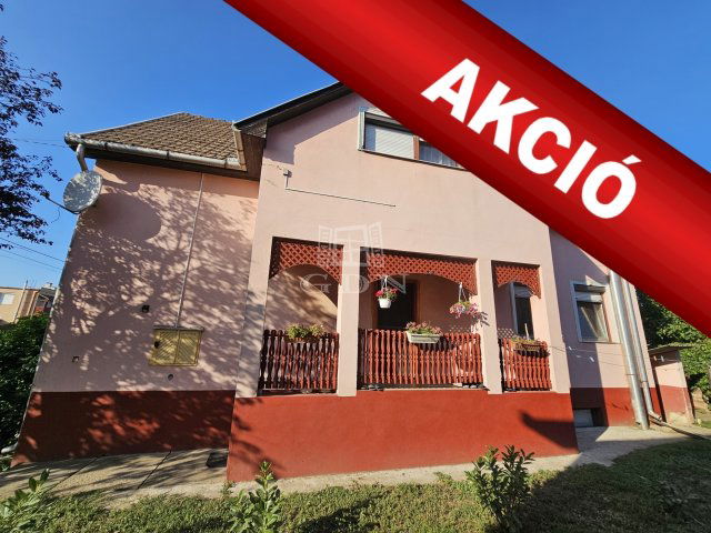 Eladó családi ház, Újfehértón 49.99 M Ft, 3 szobás