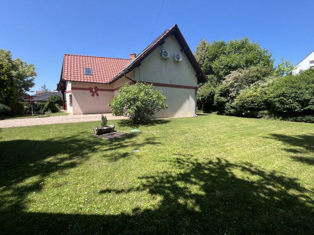 Eladó családi ház, Veresegyházon 229 M Ft, 6 szobás