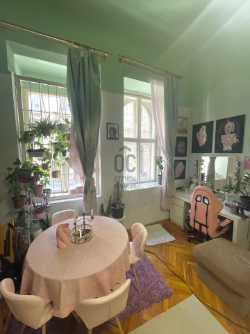 Eladó téglalakás, Budapesten, VI. kerületben 79.9 M Ft, 2 szobás