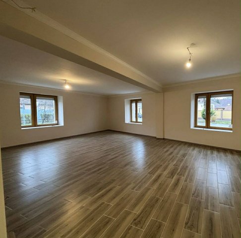 Eladó családi ház, Békéscsabán 79.9 M Ft, 3 szobás