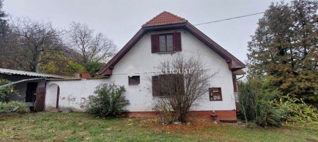Eladó családi ház, Hőgyészen, Rózsa utcában 35.5 M Ft