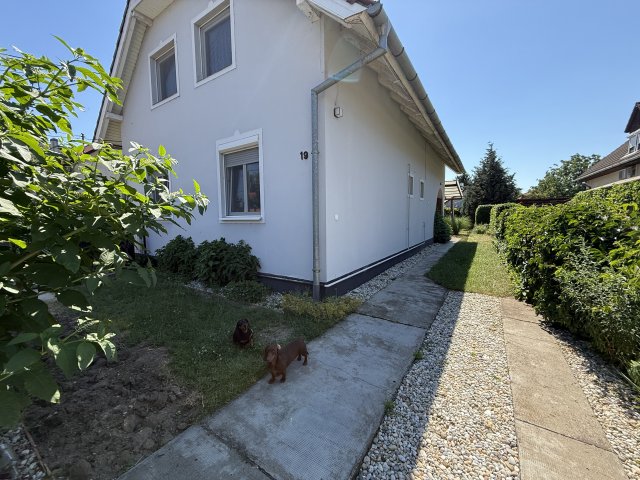 Eladó téglalakás, Siófokon, Hársfa utcában 74.9 M Ft, 3 szobás
