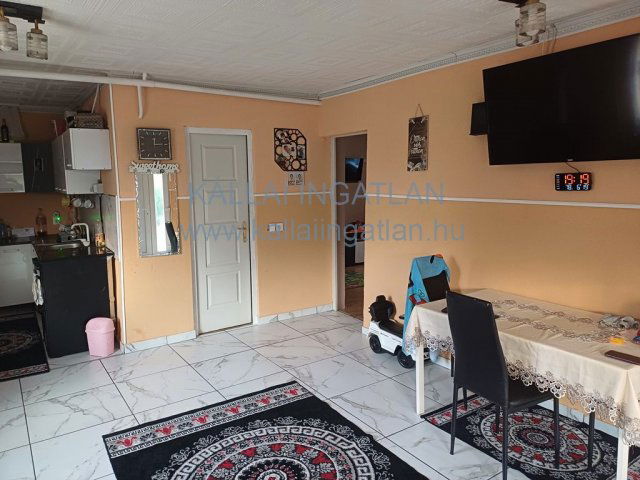 Eladó családi ház, Vasmegyeren 17.5 M Ft, 2 szobás