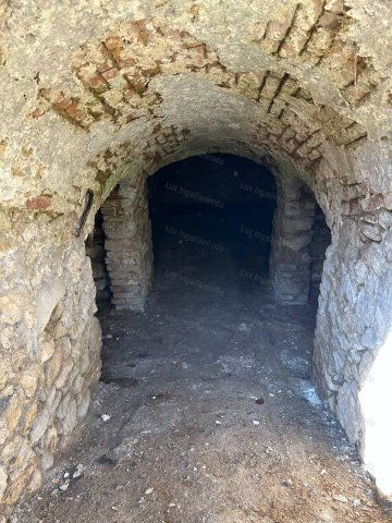 Eladó családi ház, Zsámbékon 45 M Ft, 2+1 szobás