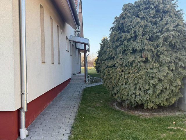 Eladó családi ház, Budapesten, XVII. kerületben 239.9 M Ft