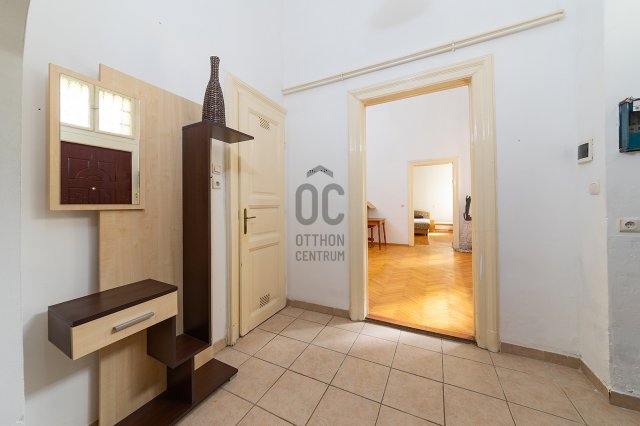 Eladó téglalakás, VIII. kerületben, Népszínház utcában