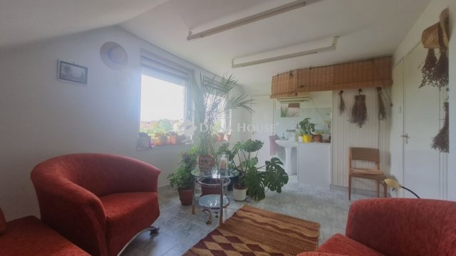 Eladó családi ház, Zalaegerszegen 110 M Ft, 6 szobás