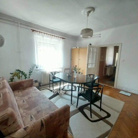 Eladó családi ház, Apagyon 36.99 M Ft, 3 szobás