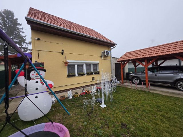 Eladó családi ház, Pusztaszabolcson 65.5 M Ft, 2 szobás