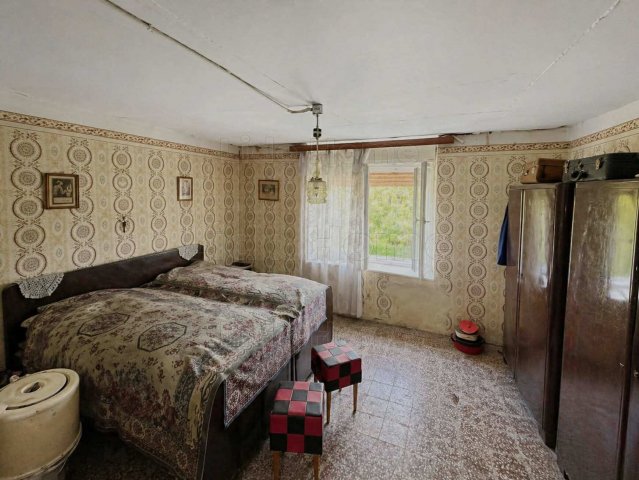 Eladó családi ház, Tengődön 9.8 M Ft, 2 szobás