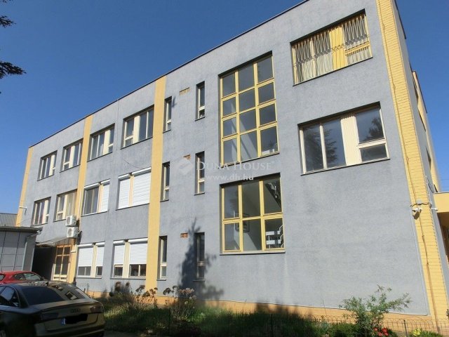 Eladó ipari ingatlan, Kecskeméten 430 M Ft / költözzbe.hu