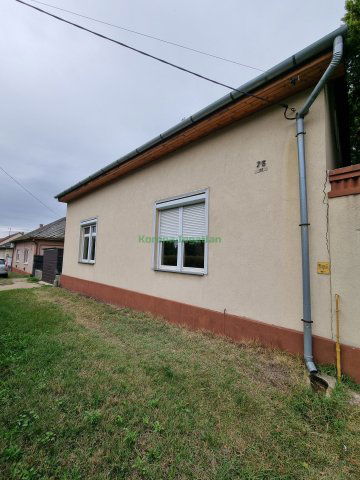 Eladó családi ház, Nagykállóban 34.9 M Ft, 5 szobás