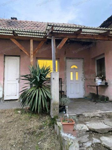 Eladó családi ház, Kecskeméten 36.5 M Ft, 6 szobás