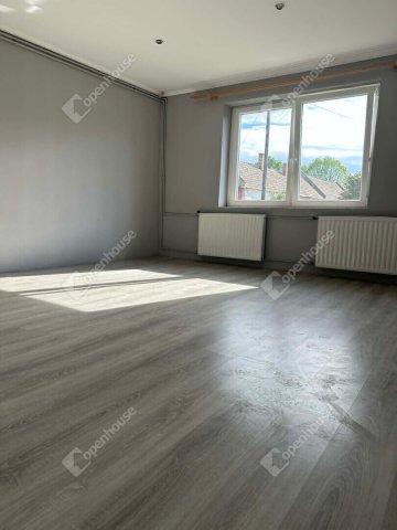 Eladó családi ház, Csöglén 16.5 M Ft, 2 szobás
