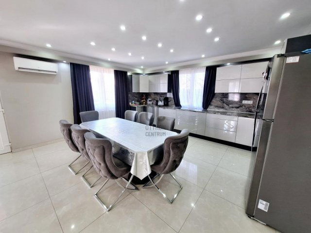 Eladó családi ház, Budapesten, XXI. kerületben 139 M Ft