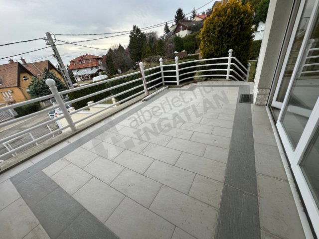 Kiadó ikerház, albérlet, XII. kerületben, Fodor utcában