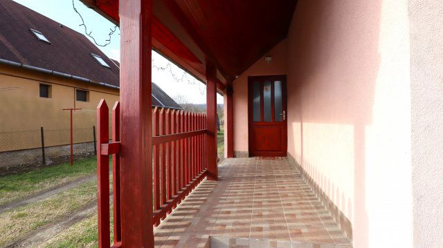 Eladó családi ház, Zalacsányon 82.9 M Ft, 4+1 szobás