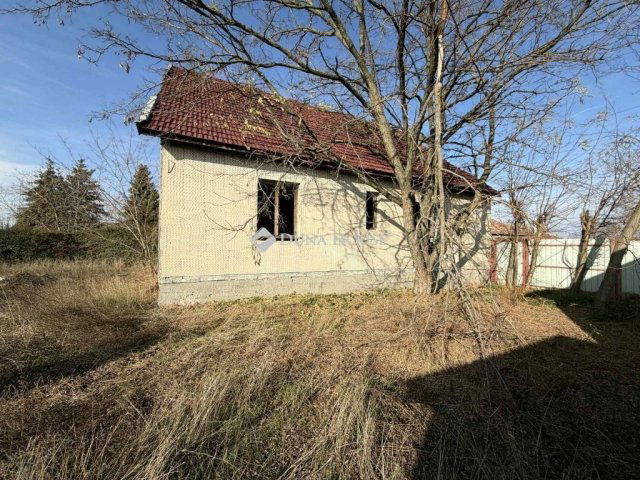 Eladó családi ház, Tázláron 8.7 M Ft, 4 szobás