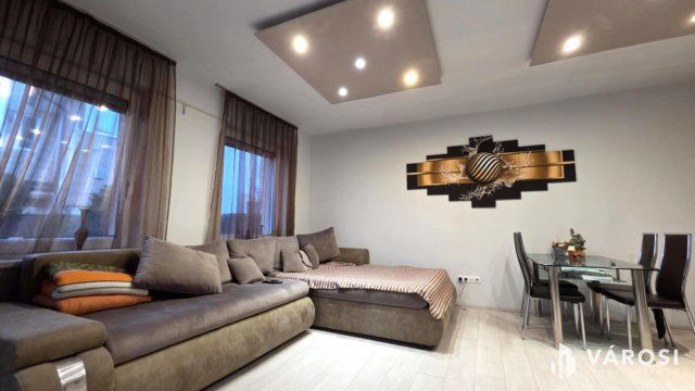 Eladó ikerház, Debrecenben 119 M Ft, 4 szobás