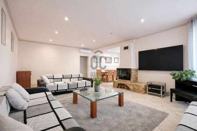 Eladó családi ház, Sárszentmihályon 155 M Ft, 6 szobás