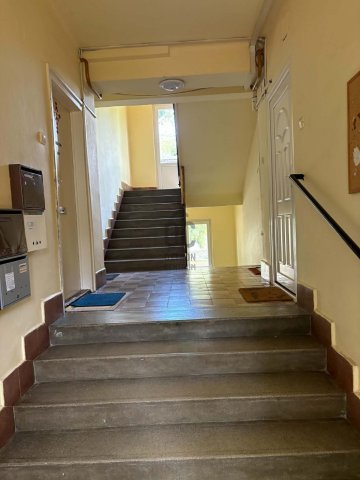 Eladó téglalakás, Pécsett 24.5 M Ft, 1 szobás
