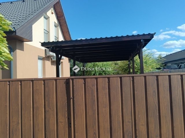 Eladó ikerház, Üllőn 112 M Ft, 4 szobás / költözzbe.hu