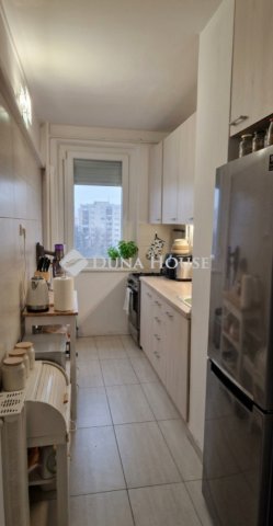 Eladó panellakás, Budapesten, III. kerületben 68.5 M Ft, 2 szobás