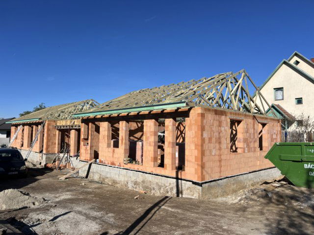 Eladó családi ház, Gyálon 104.9 M Ft, 3 szobás