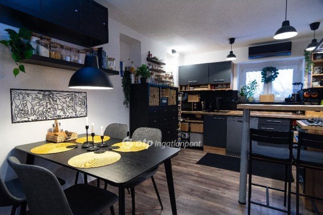 Eladó családi ház, Cserkeszőlőn 46.5 M Ft, 2 szobás