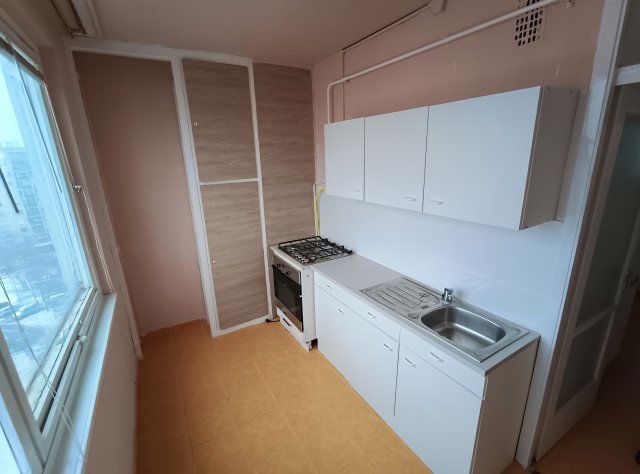 Eladó panellakás, Debrecenben, Csapó utcában 66 M Ft, 3 szobás