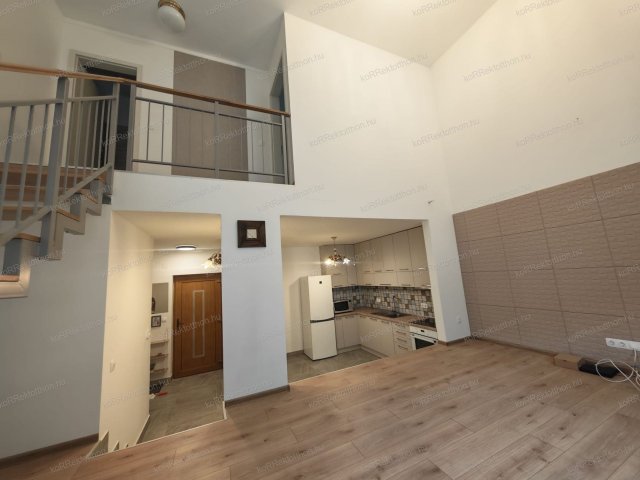 Kiadó téglalakás, albérlet, Jászberényben 250 E Ft / hó