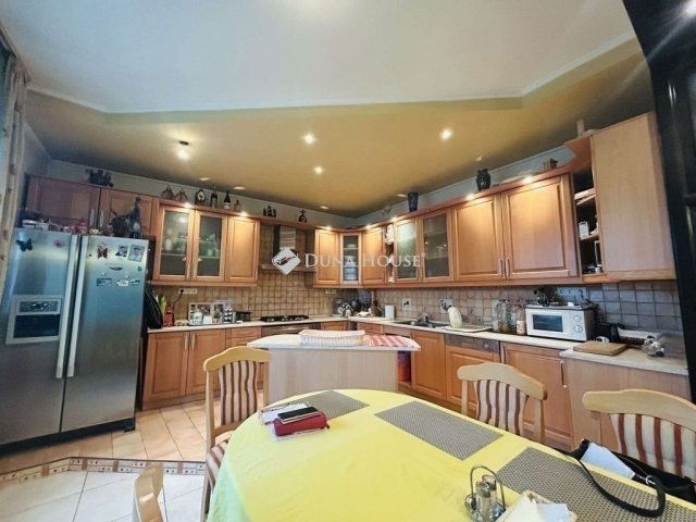 Eladó családi ház, Gyálon 119.9 M Ft, 5 szobás