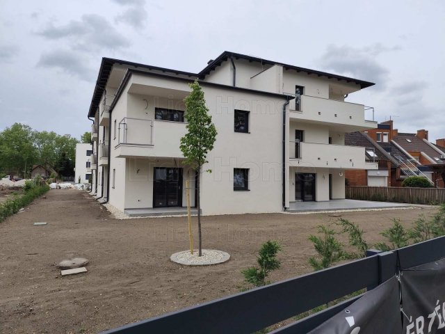 Eladó téglalakás, Zamárdiban 98 M Ft, 2 szobás