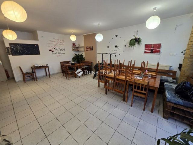 Eladó üzlethelyiség, Veszprémben 129.9 M Ft