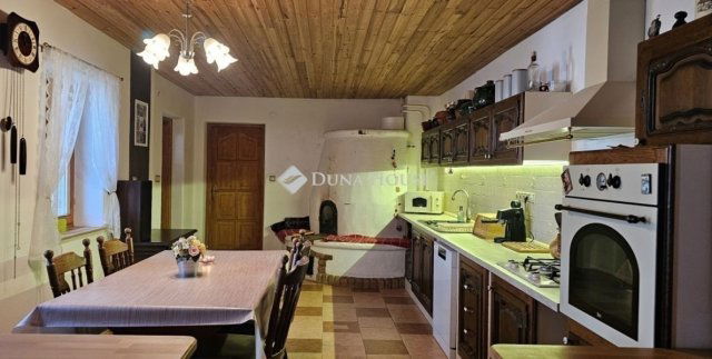 Eladó mezogazdasagi ingatlan, Egerágon 159 M Ft, 5 szobás