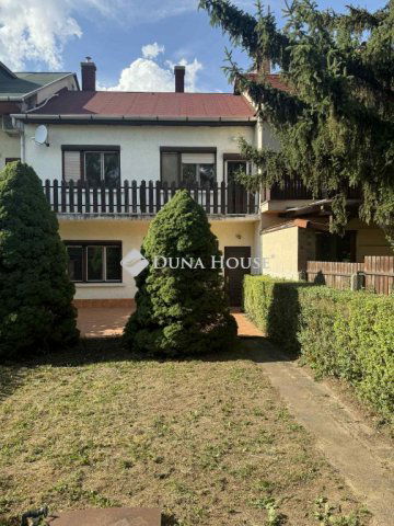 Eladó családi ház, Esztergomban, Csillag téren 77.9 M Ft