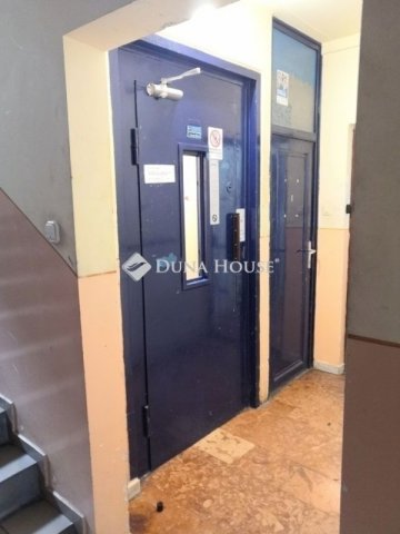 Eladó panellakás, Budapesten, XV. kerületben 69.9 M Ft