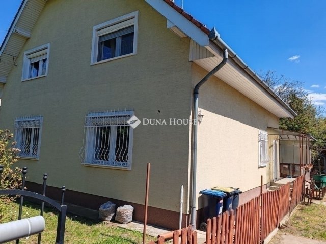 Eladó családi ház, Budapesten, XVII. kerületben 144 M Ft