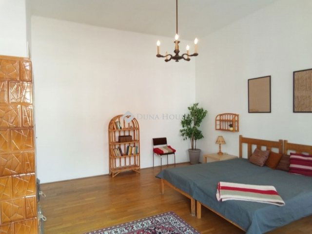 Eladó téglalakás, Szentgotthárdon 41.6 M Ft, 2 szobás