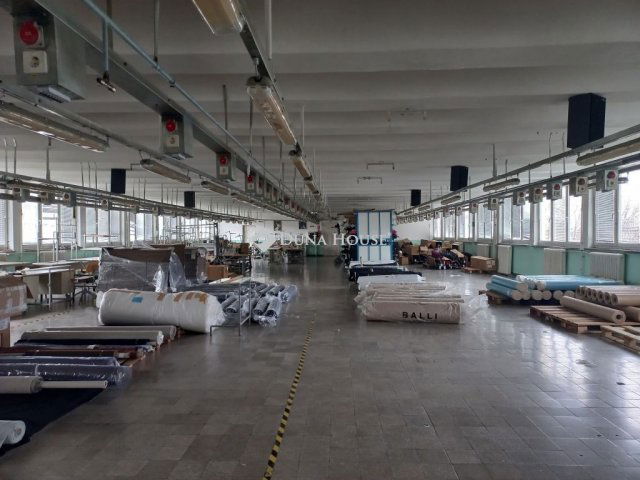 Eladó ipari ingatlan, Berettyóújfaluban 590 M Ft