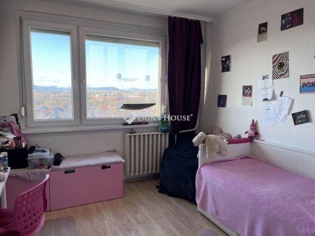 Eladó panellakás, Budapesten, XVIII. kerületben 63.99 M Ft