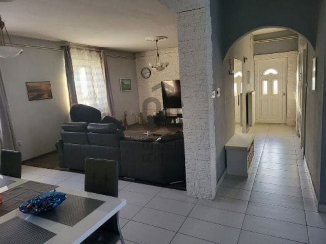 Eladó családi ház, Erdőkertesen 110 M Ft, 4 szobás