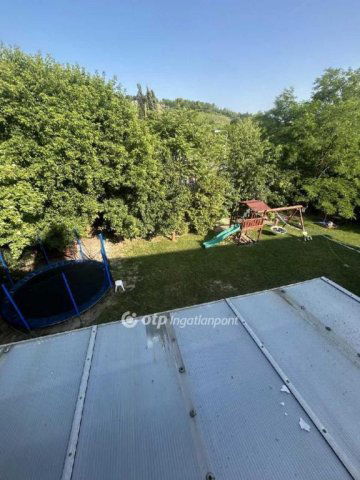 Eladó téglalakás, Kerepesen 79.9 M Ft, 5 szobás