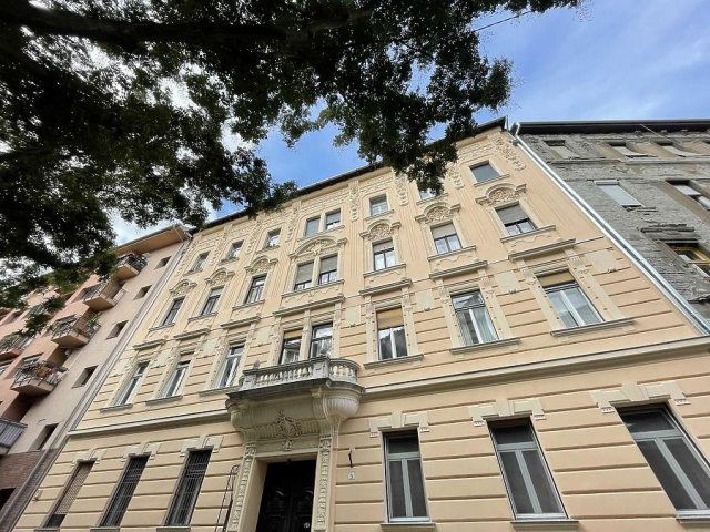 Eladó téglalakás, Budapesten, VII. kerületben, Jósika utcában