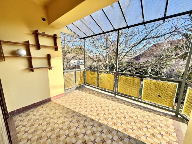 Eladó családi ház, Bugyin 75 M Ft, 6 szobás