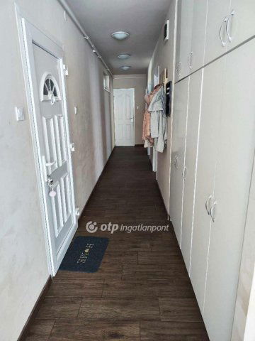 Eladó téglalakás, Tiszavasváriban 25.5 M Ft, 1+2 szobás