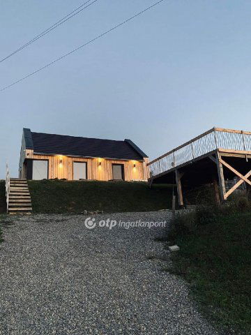 Eladó téglalakás, Orfűn 119.9 M Ft, 4 szobás