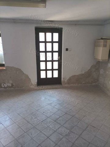 Eladó családi ház, Csabrendeken 8.9 M Ft, 3 szobás